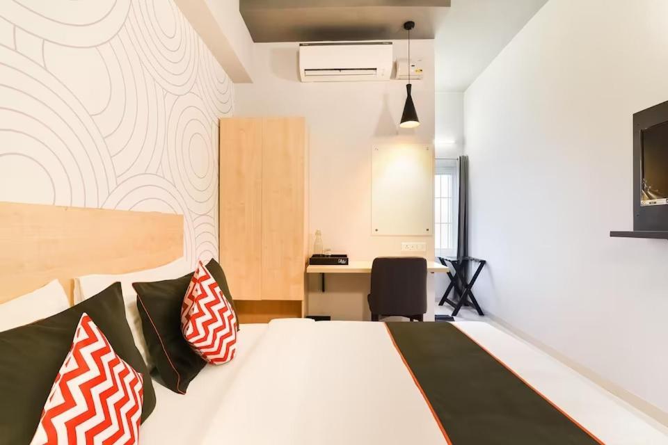 Hotel Tidel Park Коимбаторе Екстериор снимка